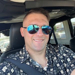 Meet your Posher, Anthony